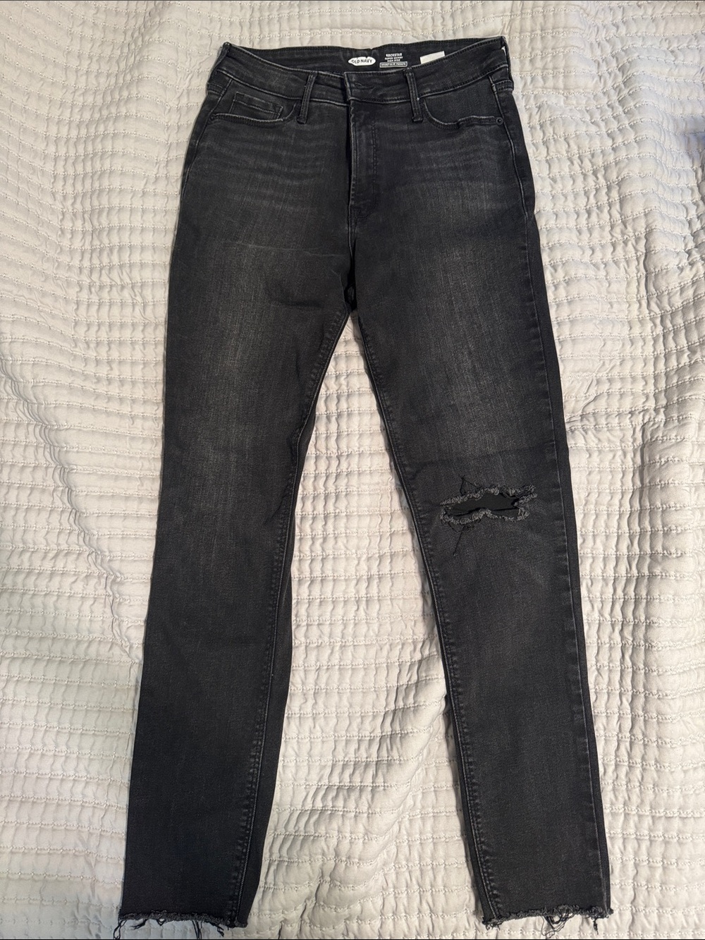Old Navy Rockstar Super Skinny High Rise Jeans with Knee Distress